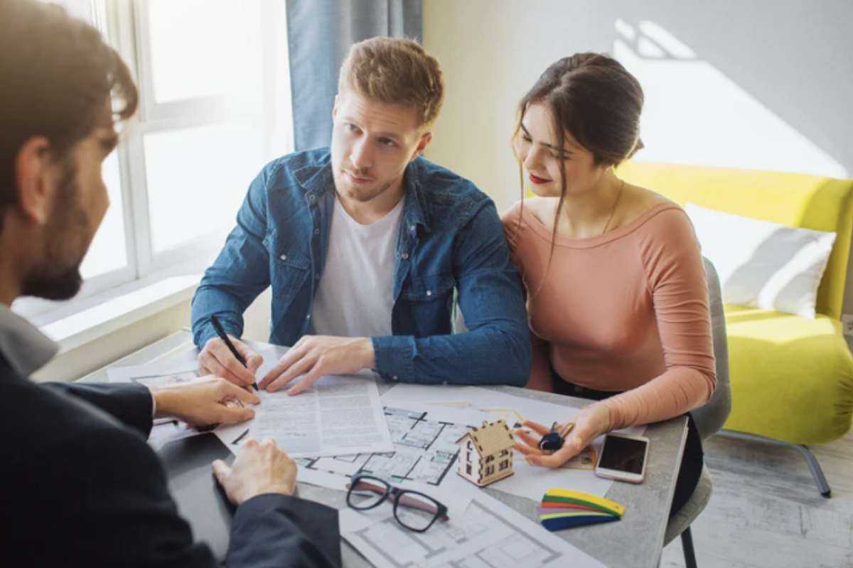 Tra i temi più dibattuti in ambito locativo rimane quello dell’usucapione. Spesso si chiede se un inquilino che ha abitato