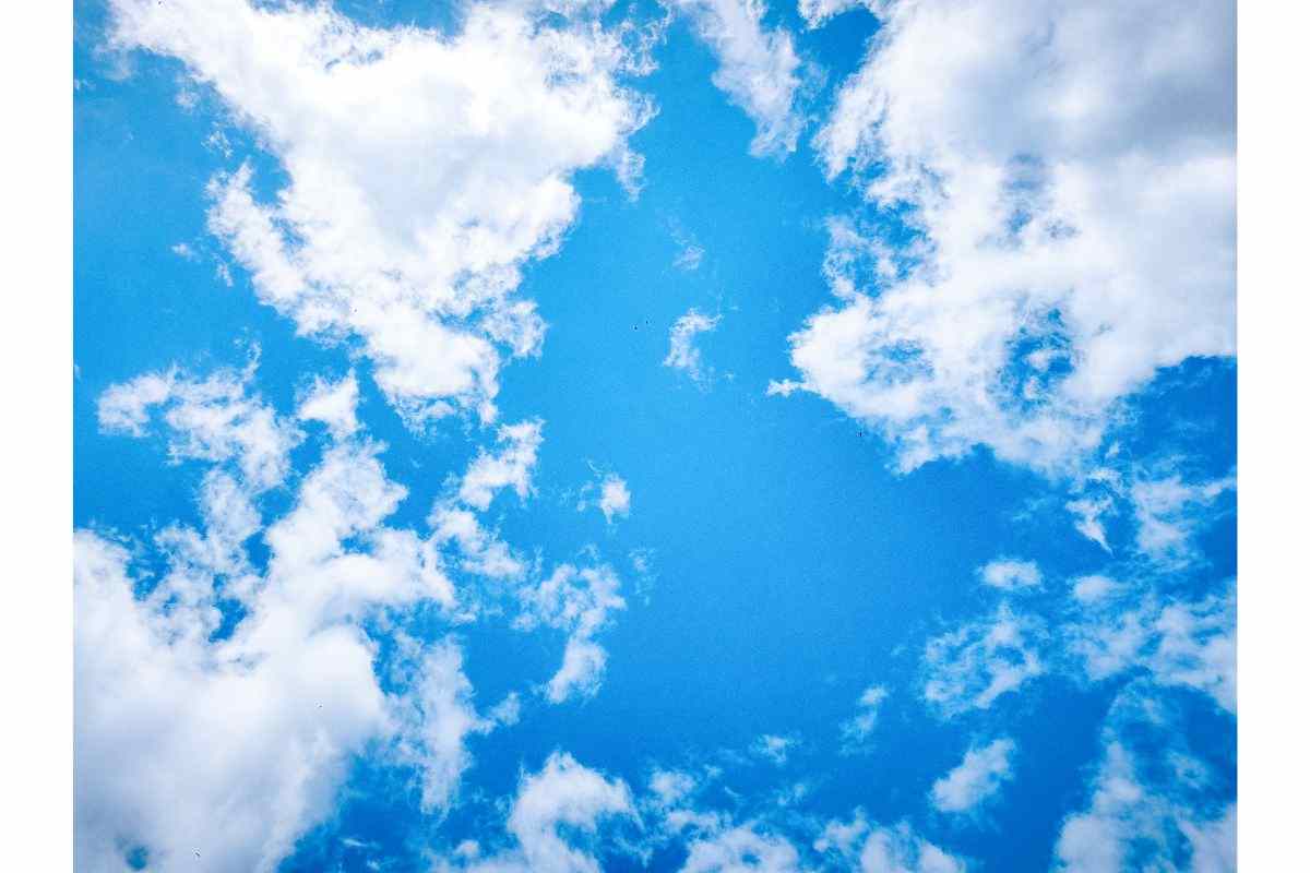 Quanto acqua contengono le nuvole